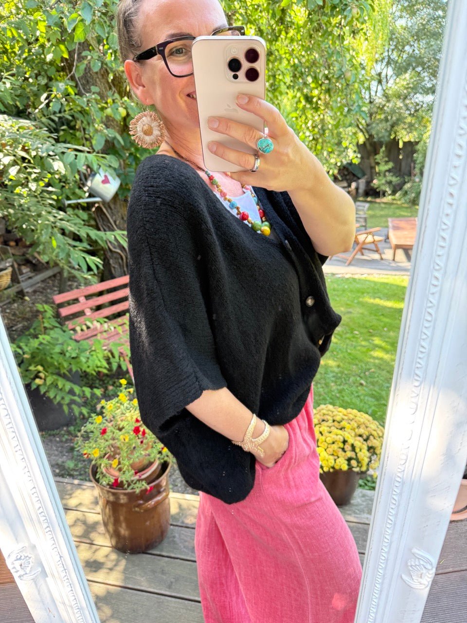 Strickjacke Wohlfühlwunder Schwarz - FROLLEIN KÄTHE Shop