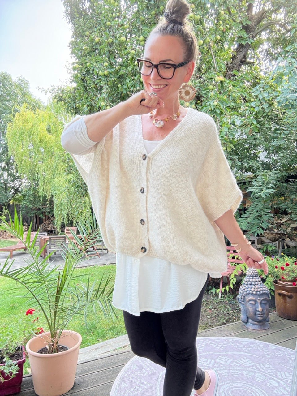 Strickjacke Wohlfühlwunder Wollweiß - FROLLEIN KÄTHE Shop