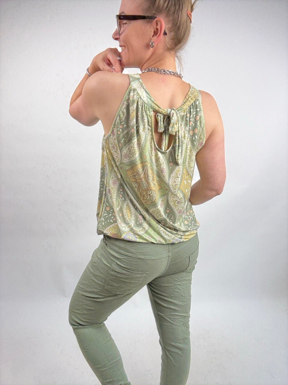 Top Alice Paisley Salbei Olive - FROLLEIN KÄTHE Shop