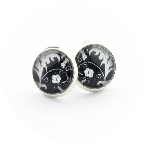 Kiki ♥ Ohrstecker Große Blätter Weiss auf Schwarz - FROLLEIN KÄTHE Shop