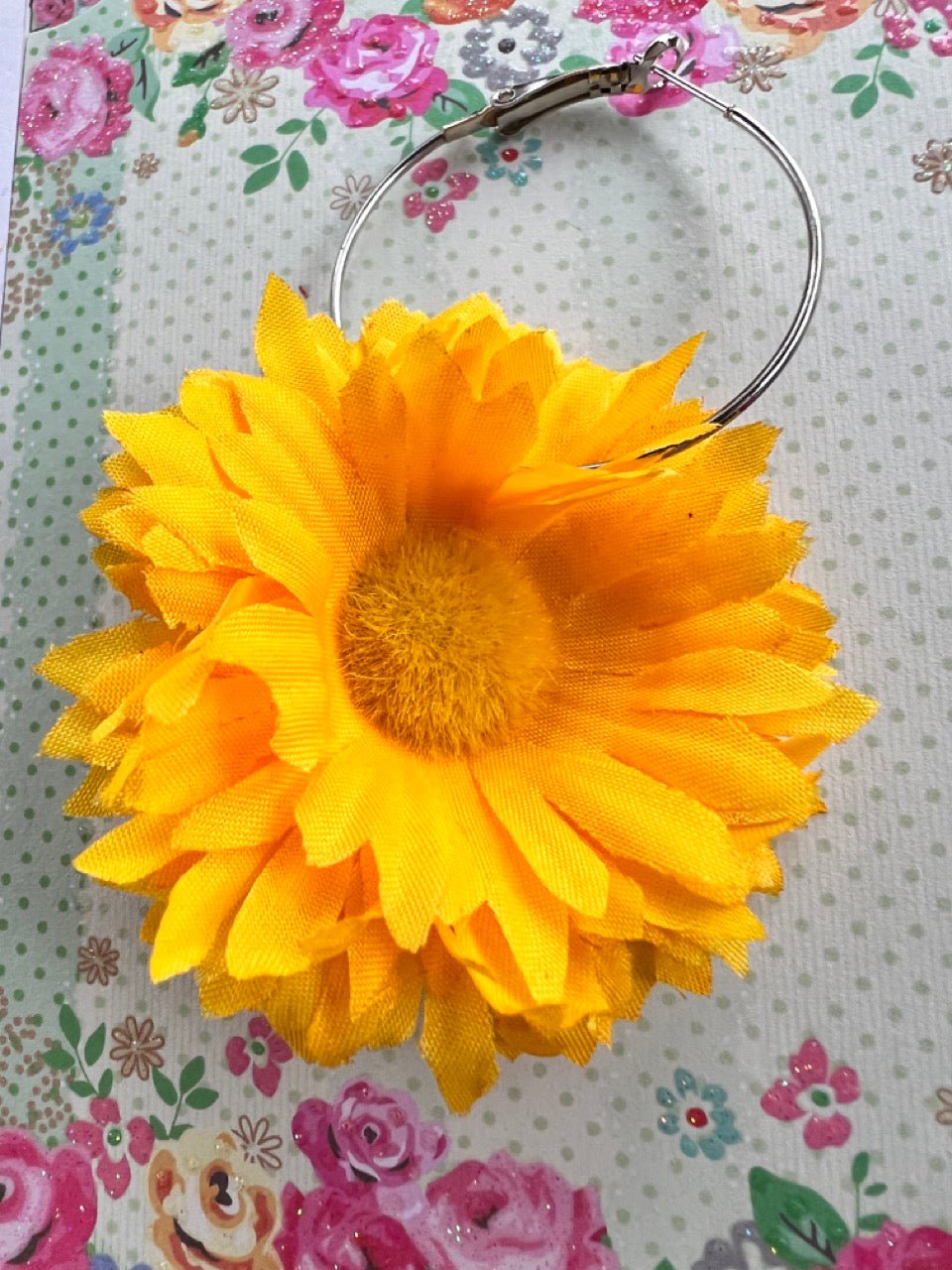 Ohrhänger Blütenzeit Creolen mit Blüte Gelb - FROLLEIN KÄTHE Shop