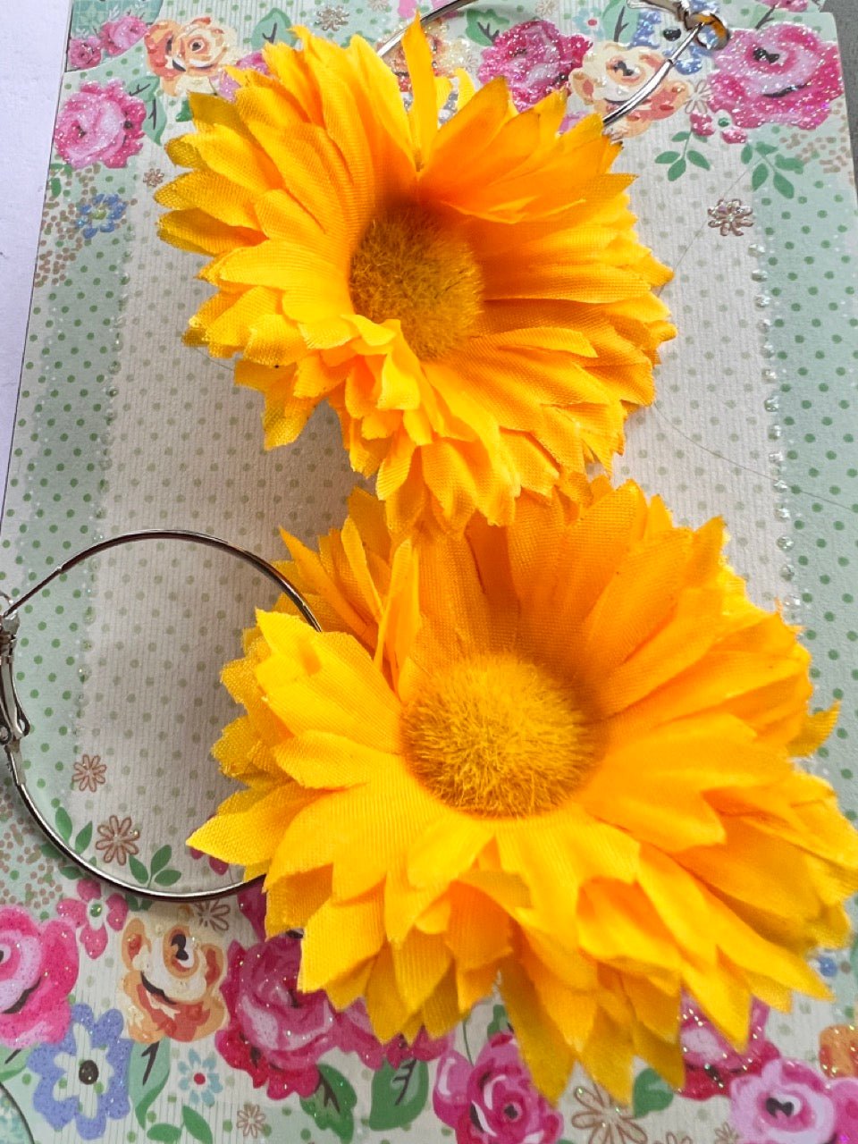 Ohrhänger Blütenzeit Creolen mit Blüte Gelb - FROLLEIN KÄTHE Shop