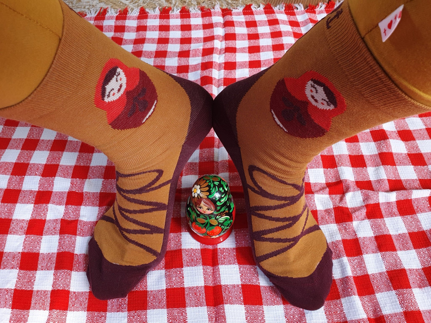 Socken Auf leisen Sohlen Matroschka Glück - FROLLEIN KÄTHE Shop