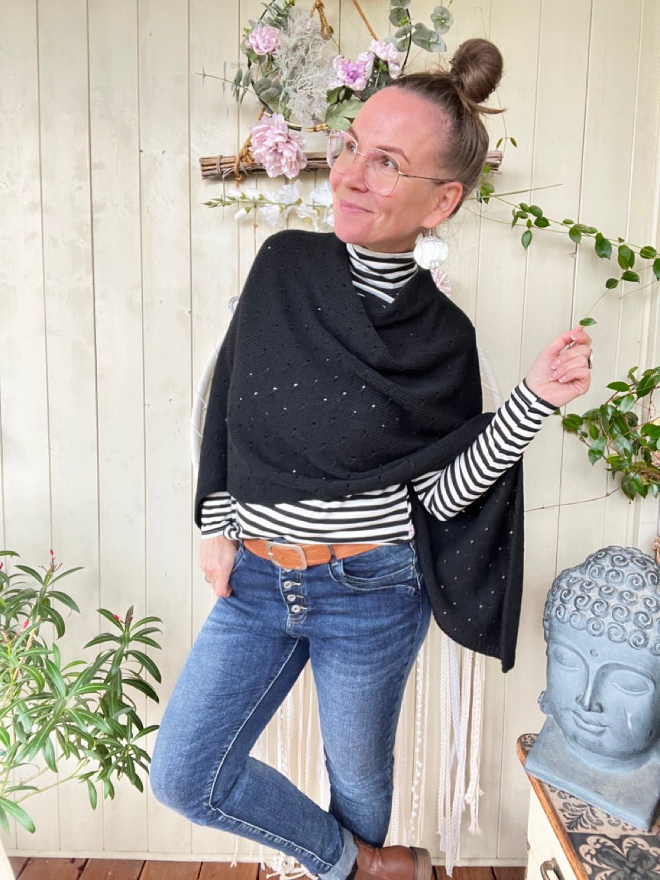 Woll Poncho Herzl Schwarz - FROLLEIN KÄTHE Shop