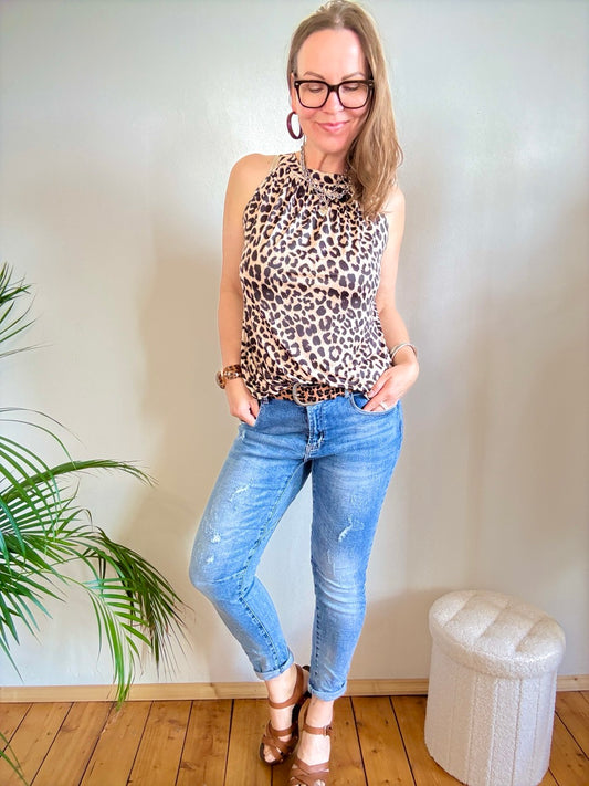 Top Alice Leo