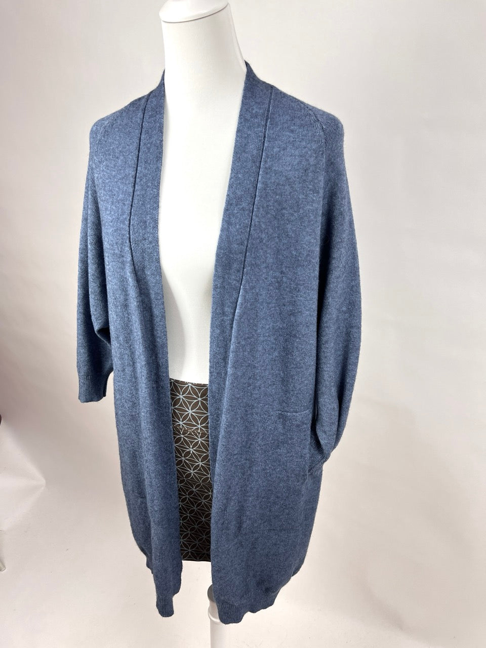 Strickjacke Jeansblau Einzelstück