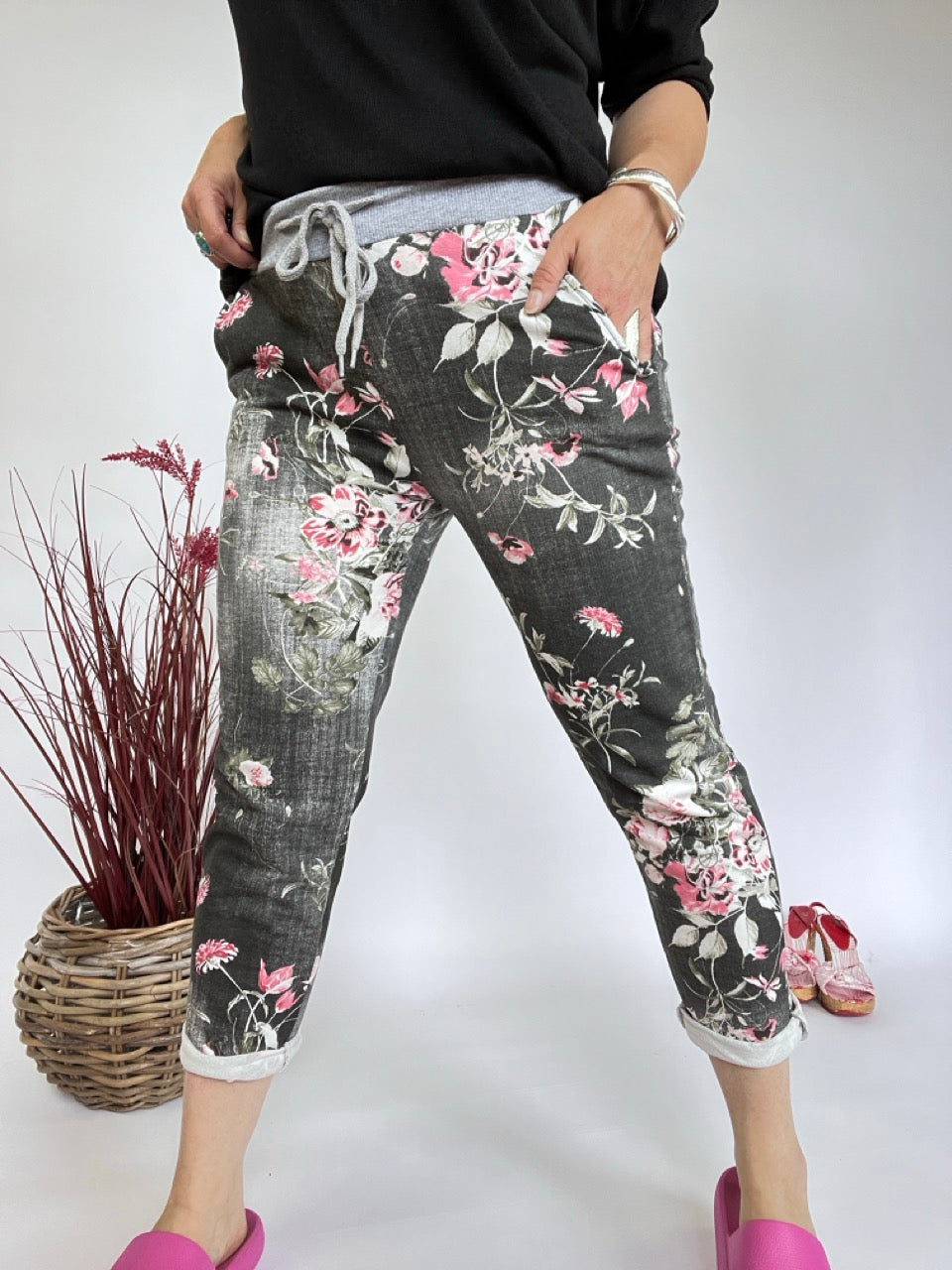 Jogpants Blumenpower Grau