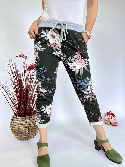 Jogpants Blumenpower Schwarz