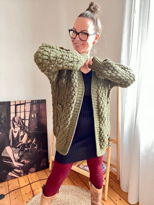 Strickjacke Blütezeit Olive Grün