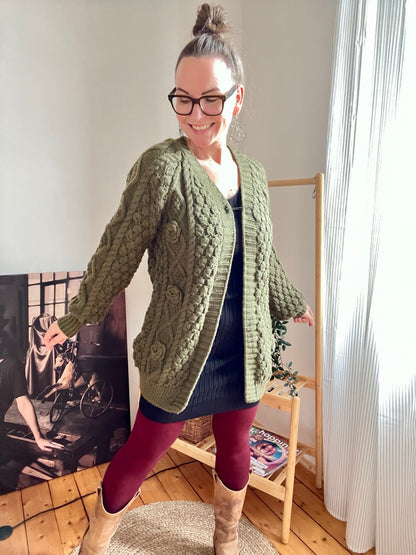 Strickjacke Blütezeit Olive Grün