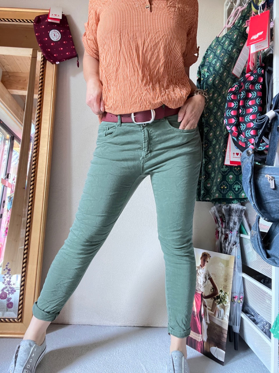 Hose NEU! Jeans Fantastisch Elastisch Olive Grün