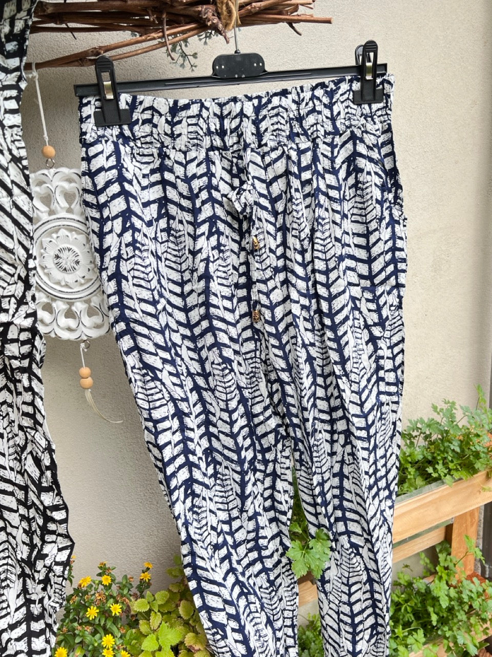 Hose Sommer Schwarz und Blau