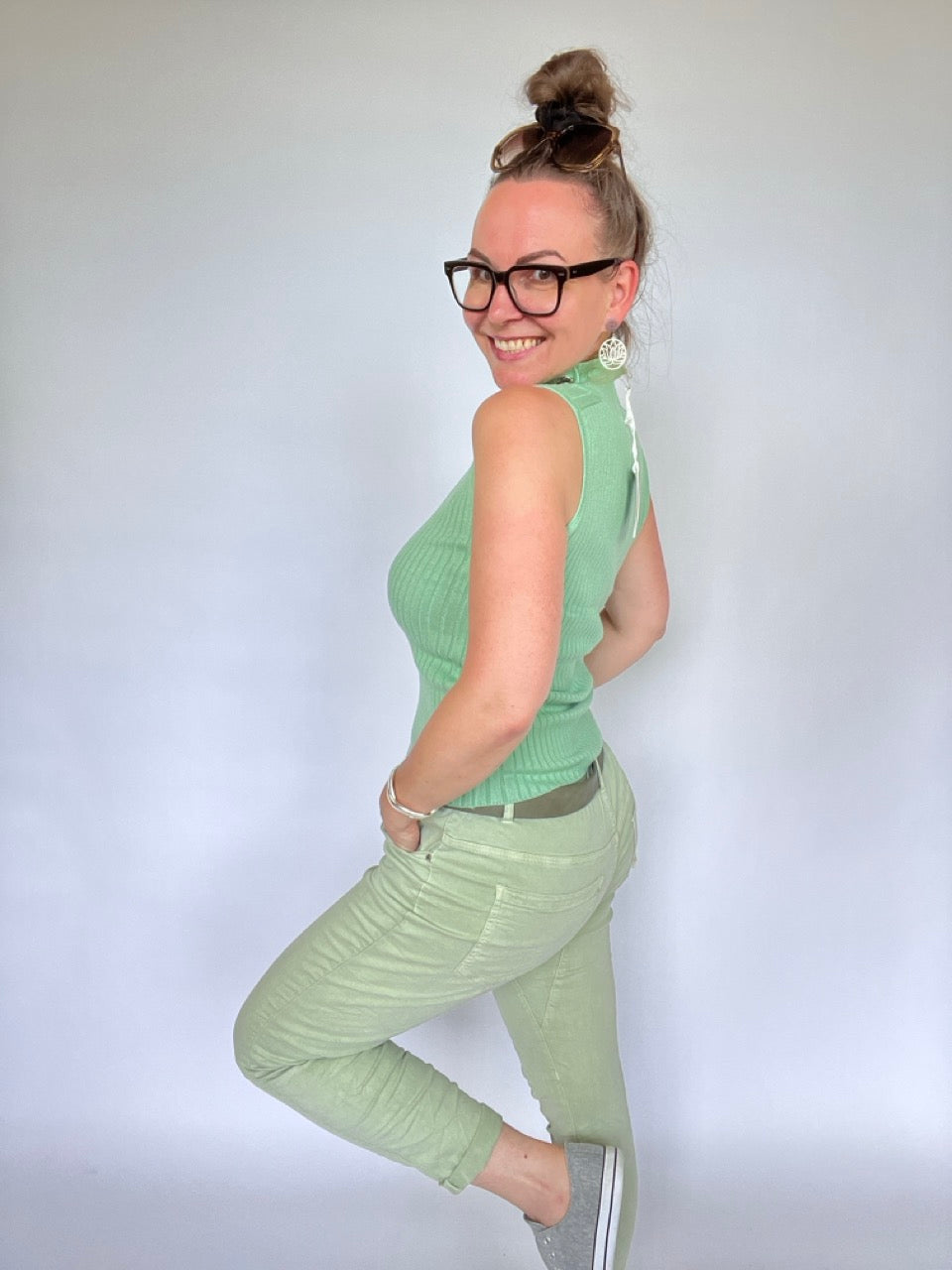 Hose NEU! Jeans Fantastisch Elastisch Salbei