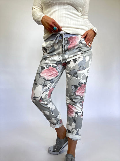 Jogpants Blumenpower Hellgrau