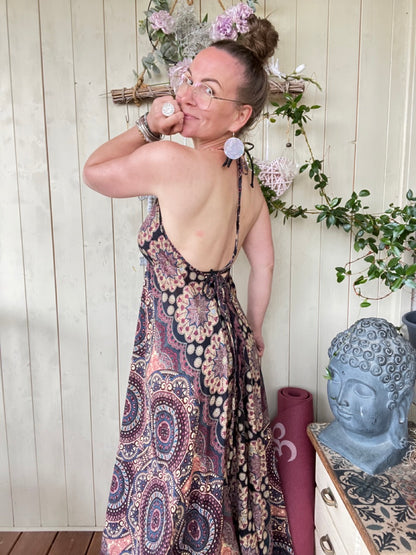 Kleid Mandala Schwarz Flieder