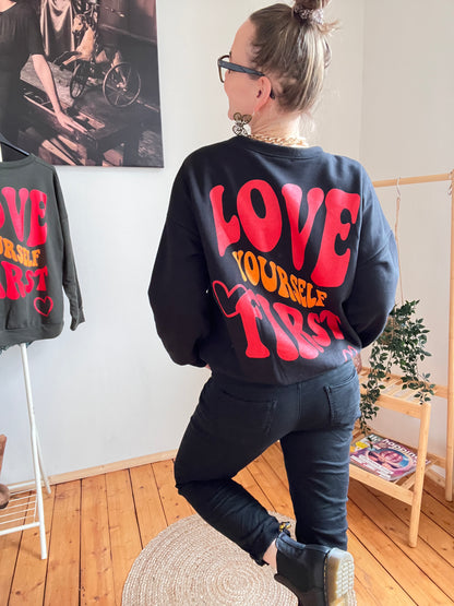 Pulli Love yourself Schwarz