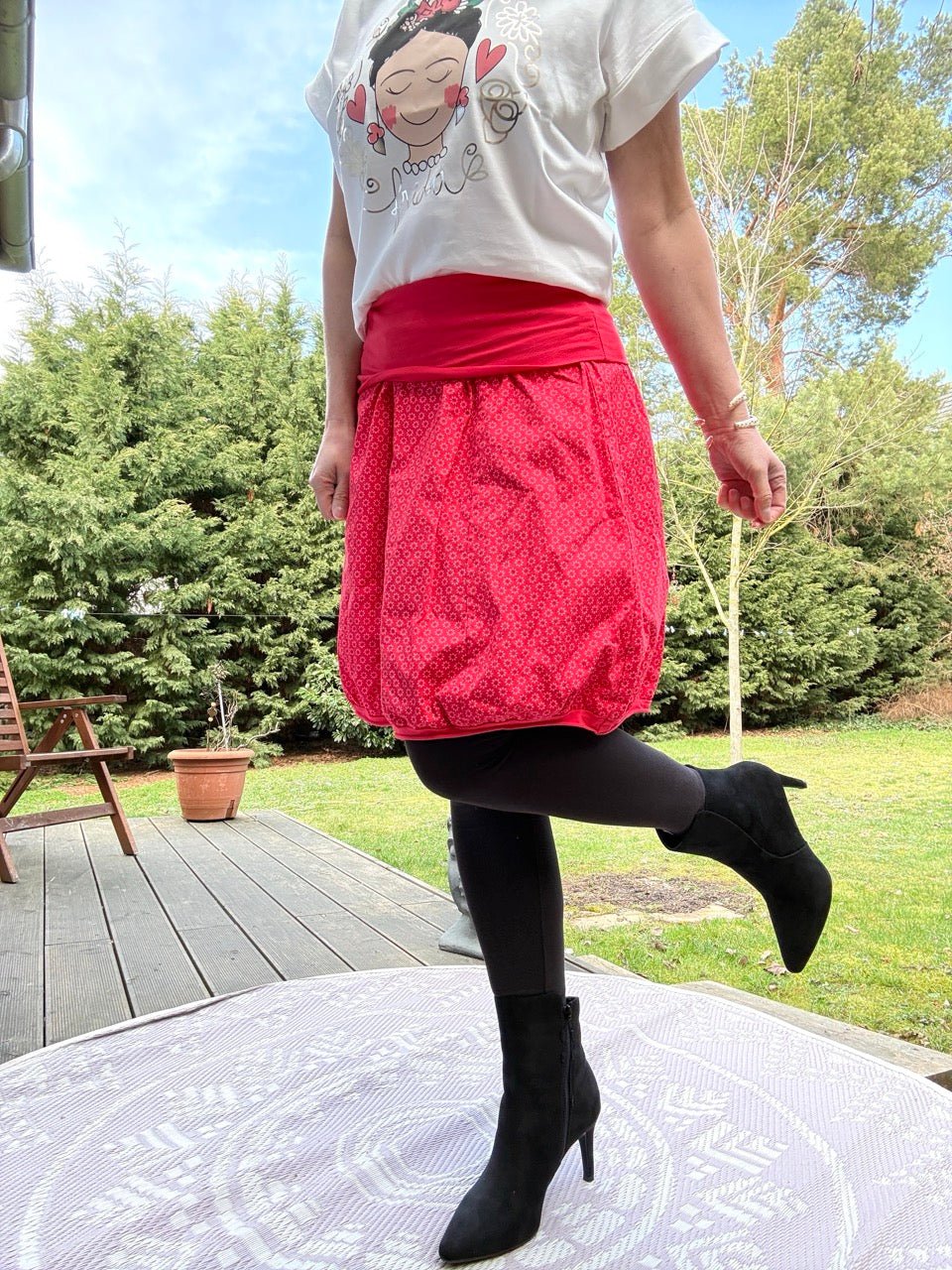 Ballonrock Blüte Rot - FROLLEIN KÄTHE Shop