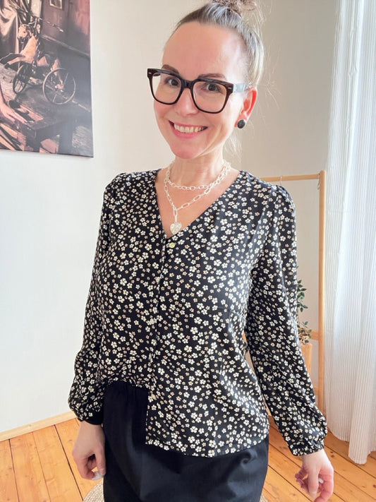 Blusen Shirt Blümchen Schwarz - FROLLEIN KÄTHE Shop