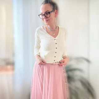 Bestseller Strickjacke mit rosa Rock – Frollein Käthe