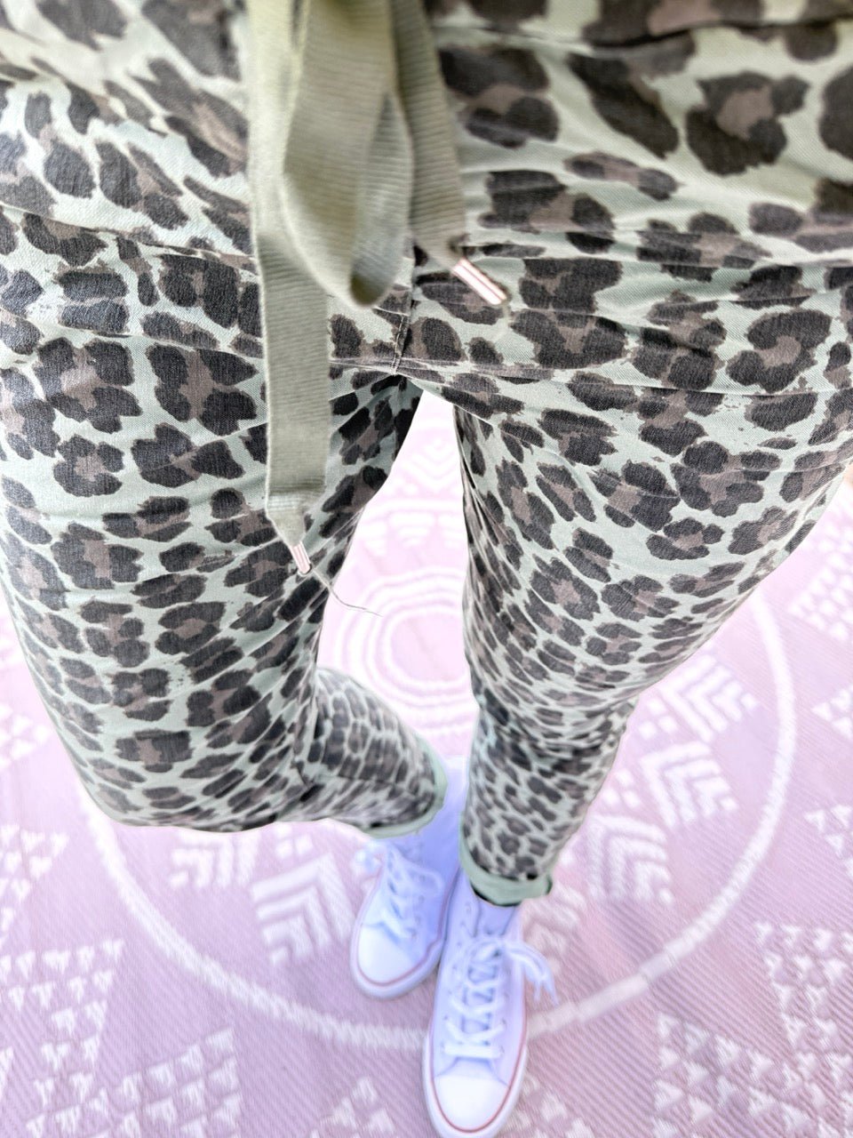 Hose Jogpants Leo Olive - FROLLEIN KÄTHE Shop
