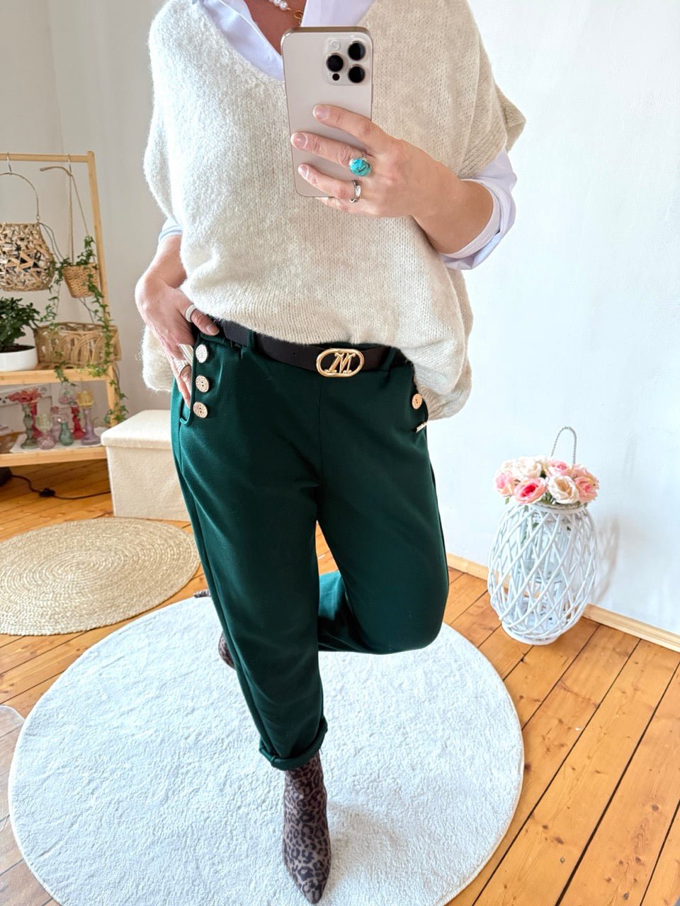 Hose Taja Tannengrün mit Gürtel - FROLLEIN KÄTHE Shop