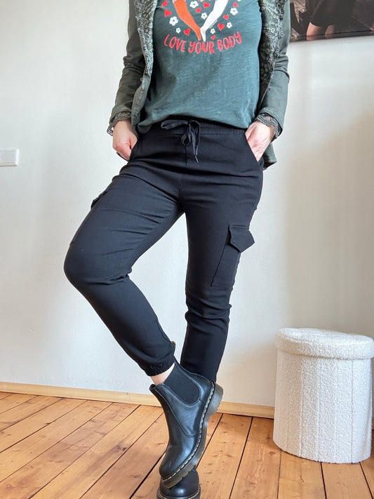 Jogpants Cargo Style Schwarz - FROLLEIN KÄTHE Shop