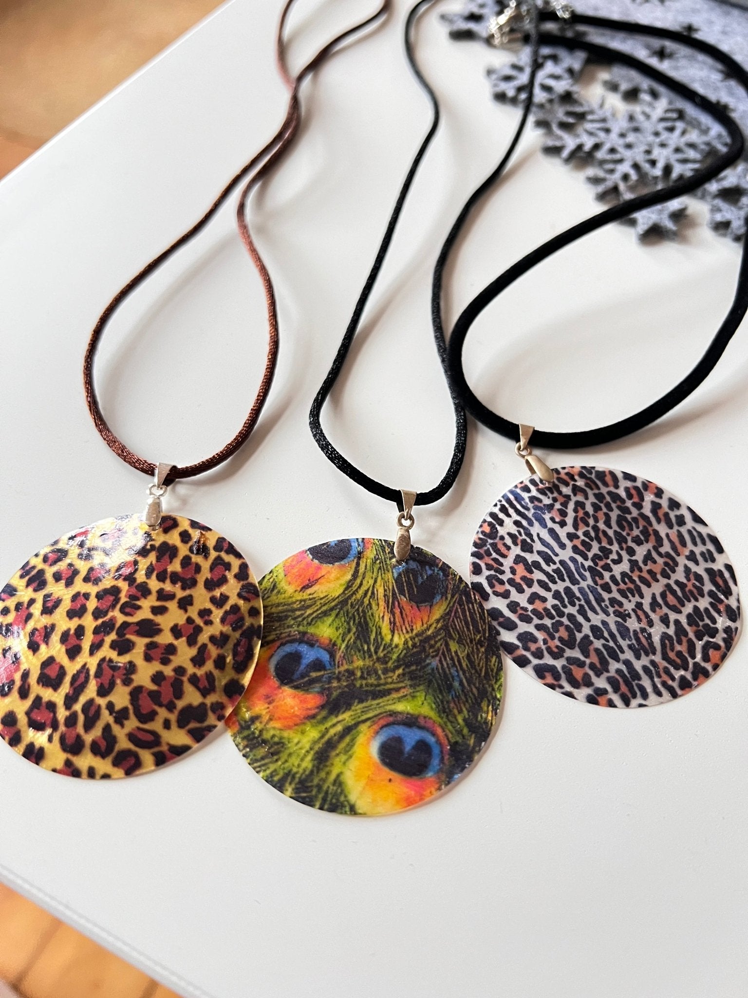 Kette Pfau - FROLLEIN KÄTHE Shop