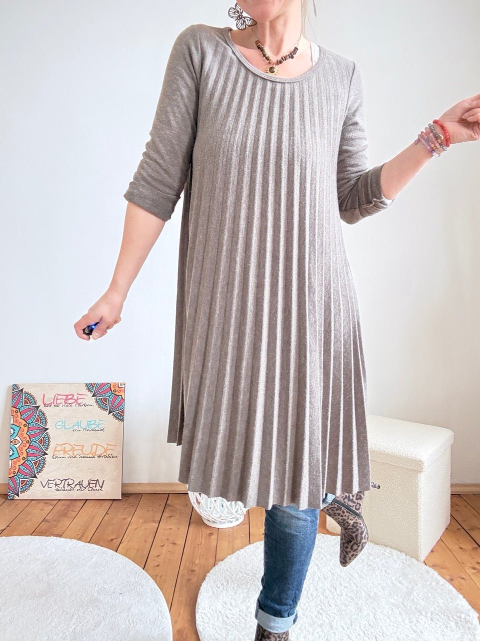 Kleid Siena Taupe - FROLLEIN KÄTHE Shop