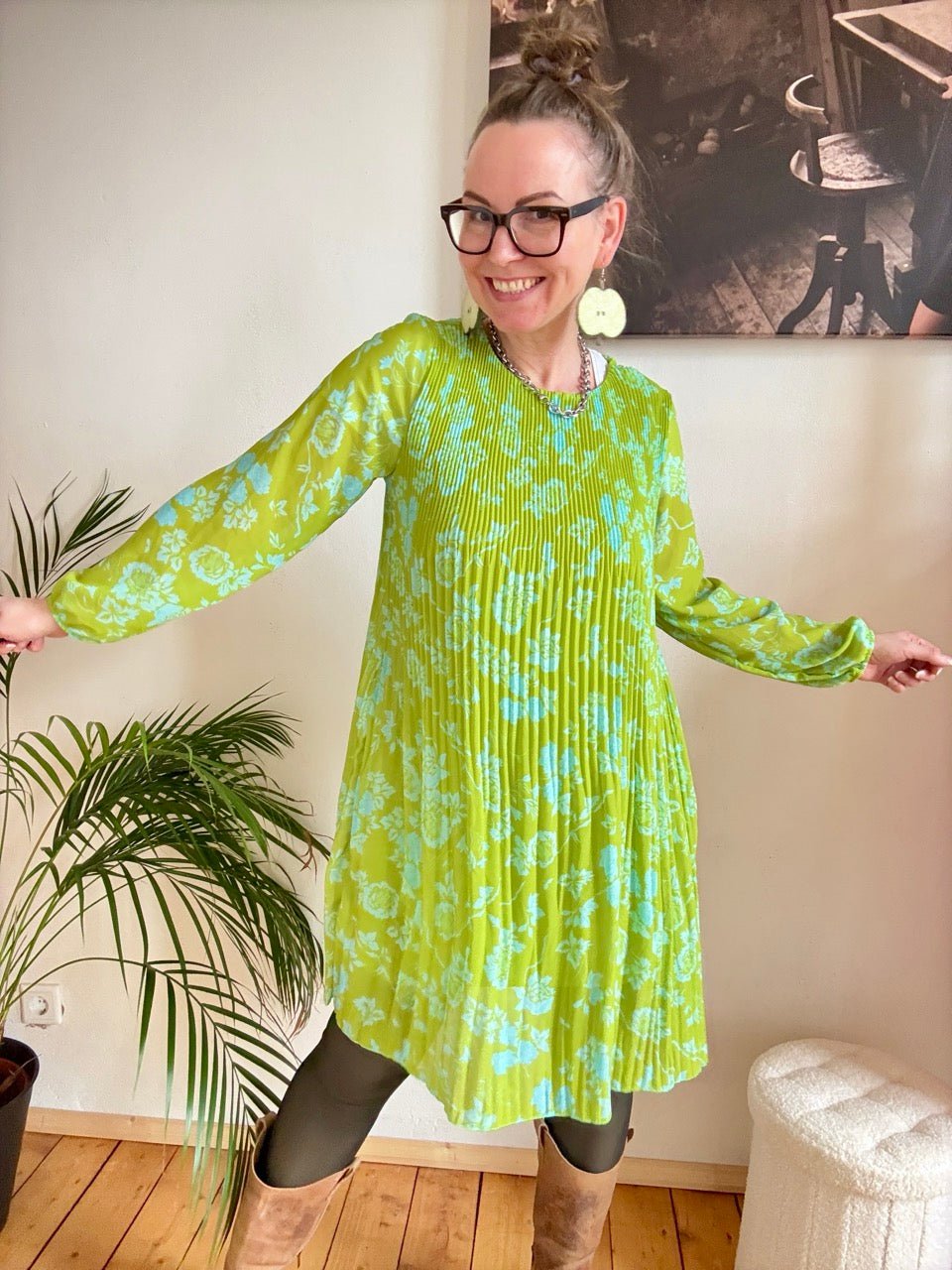 Kleid Swing Swing Lindgrün NEU! - FROLLEIN KÄTHE Shop