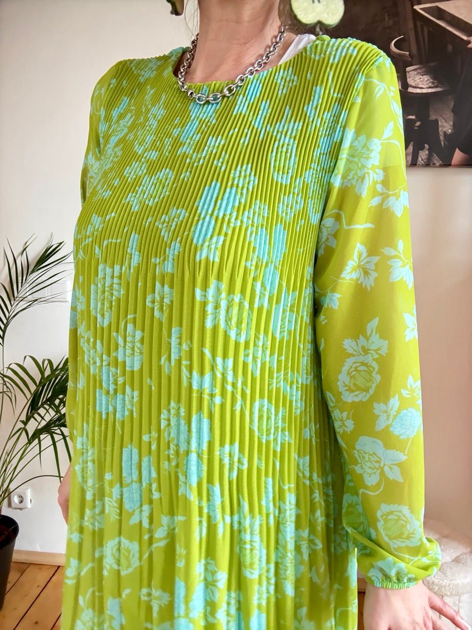 Kleid Swing Swing Lindgrün NEU! - FROLLEIN KÄTHE Shop