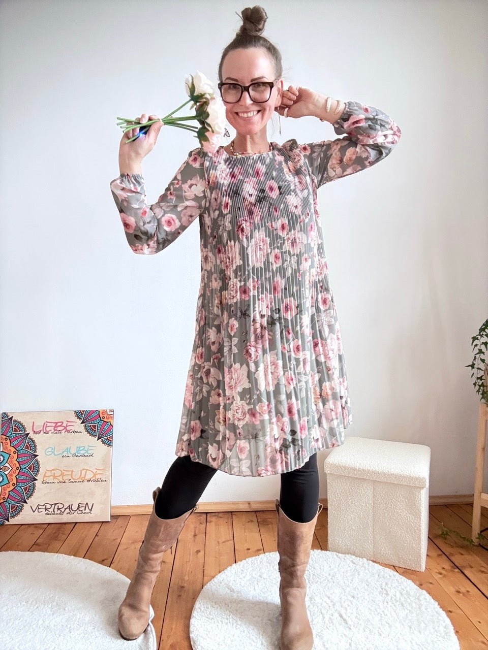 Kleid Swing Swing Rosentraum Olive - FROLLEIN KÄTHE Shop