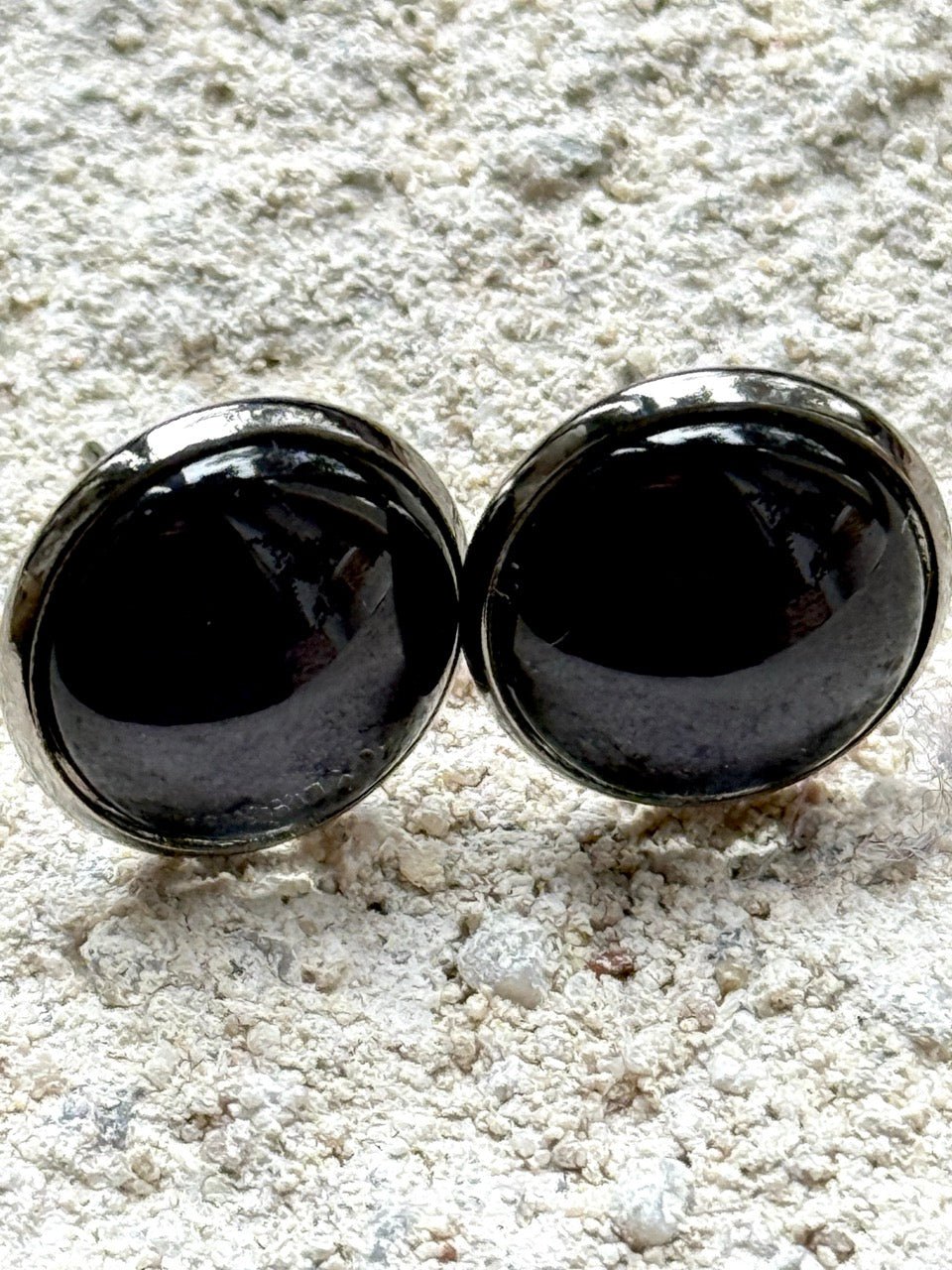 Ohrstecker Edelstahl Kiki Schwarz Uni 12mm - FROLLEIN KÄTHE Shop
