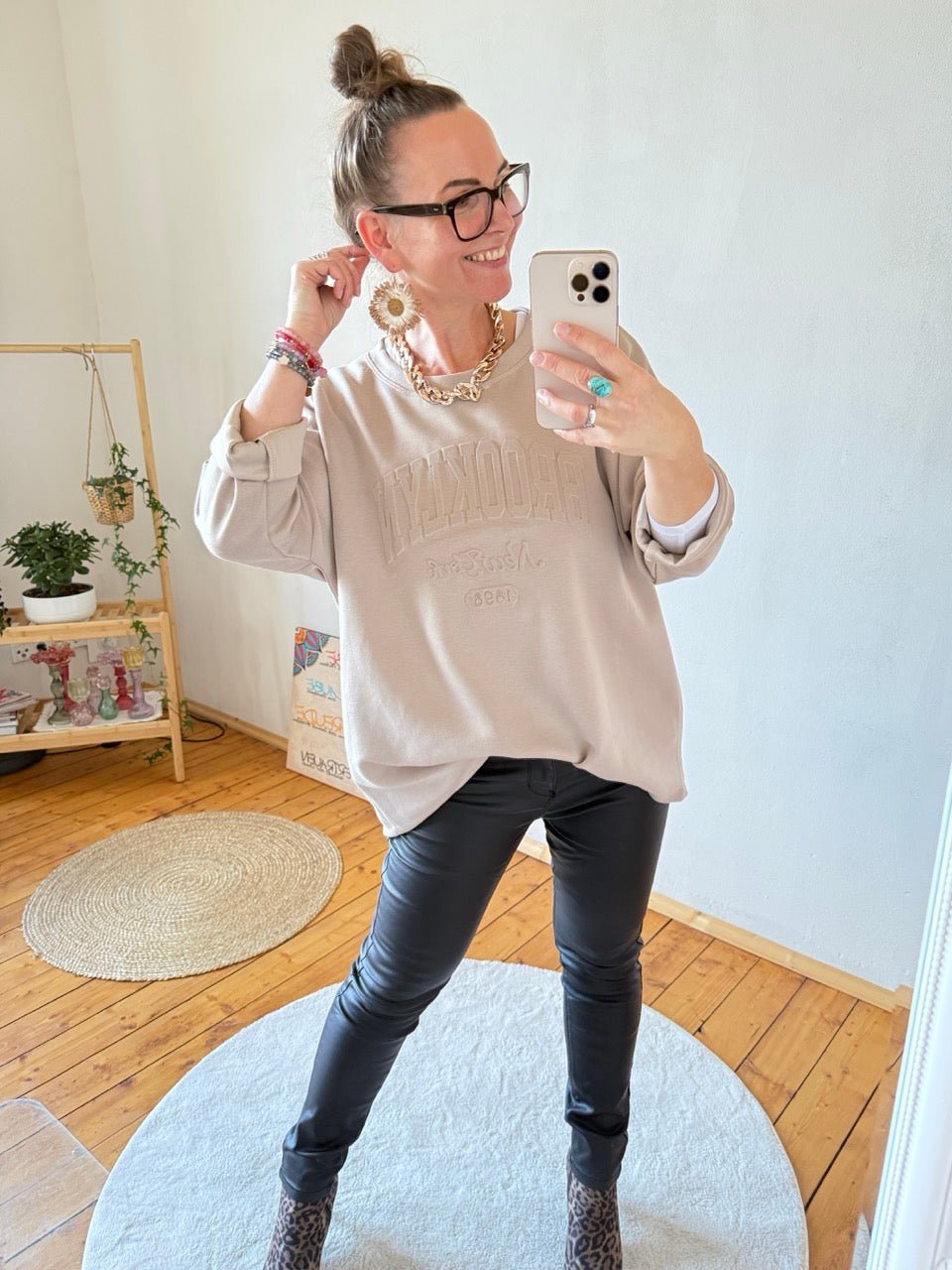 Pulli Brooklyn Milchkaffee - FROLLEIN KÄTHE Shop