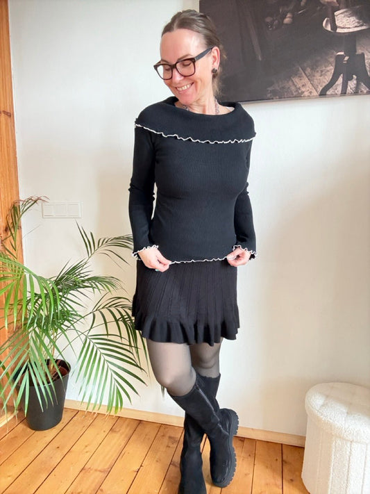 Pulli Carmen Schwarz - FROLLEIN KÄTHE Shop