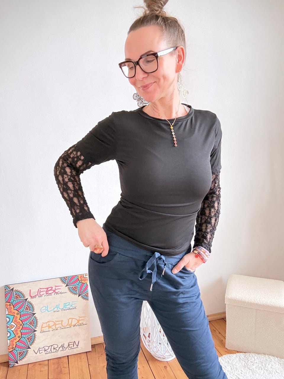 Shirt Langarm Spitzenplatz Schwarz - FROLLEIN KÄTHE Shop