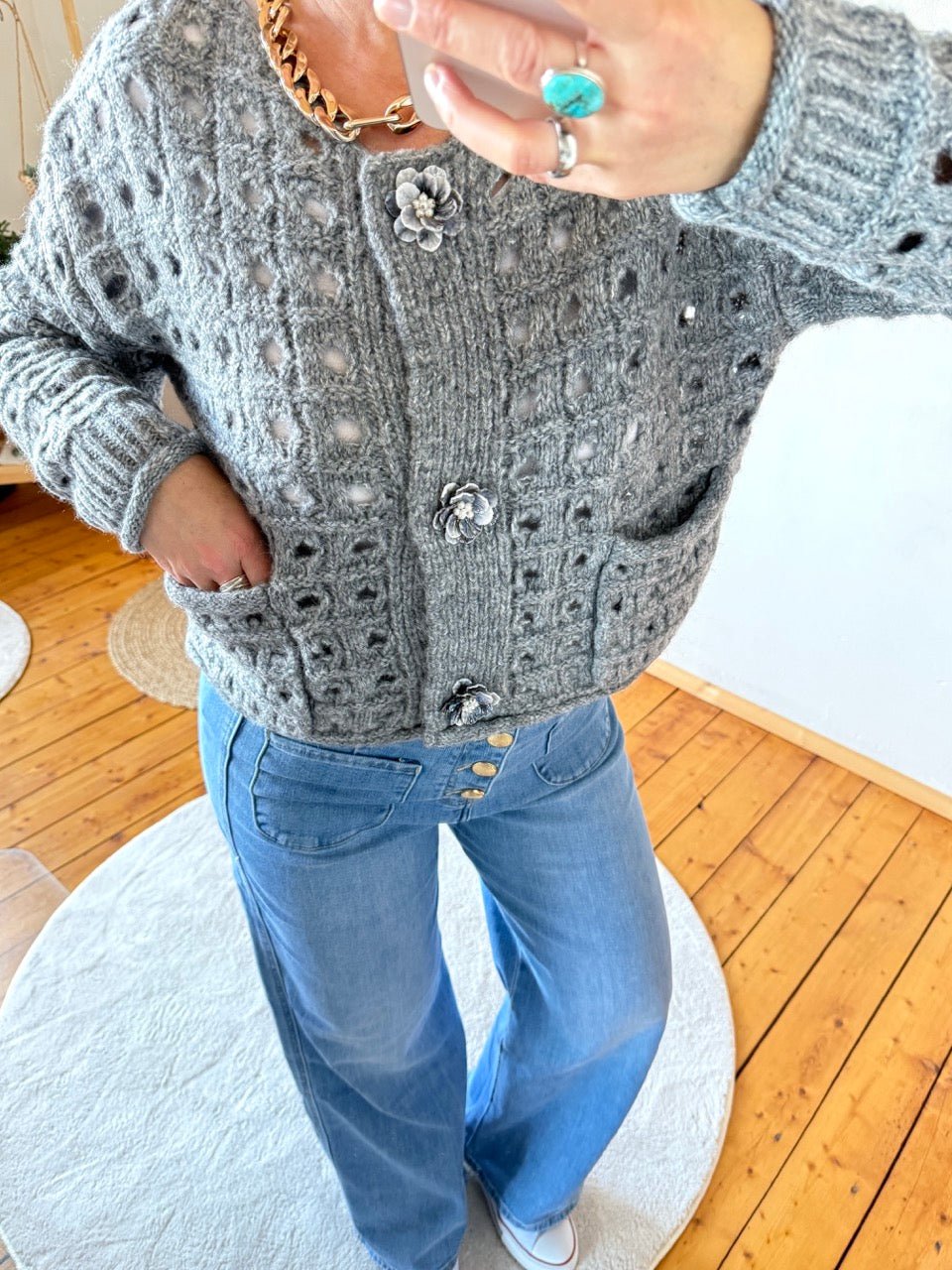 Strickjacke Camille Hellgrau - FROLLEIN KÄTHE Shop