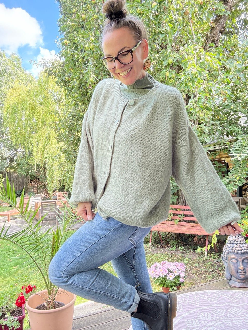 Strickjacke Edeljäckchen Salbei Olive - FROLLEIN KÄTHE Shop