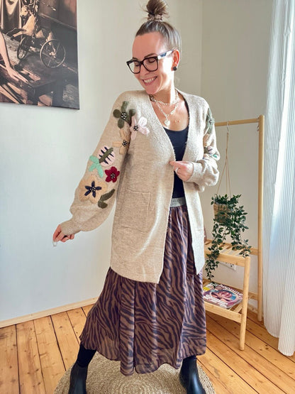 Strickjacke Flora Taupe - FROLLEIN KÄTHE Shop