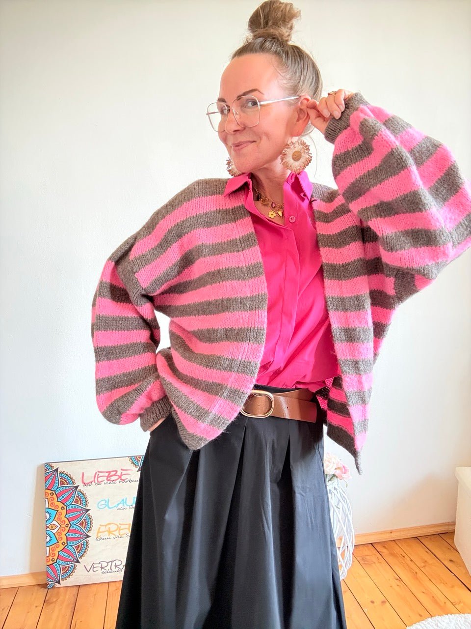 Strickjacke Good Day Dunkelgrau / Fuchsia - FROLLEIN KÄTHE Shop