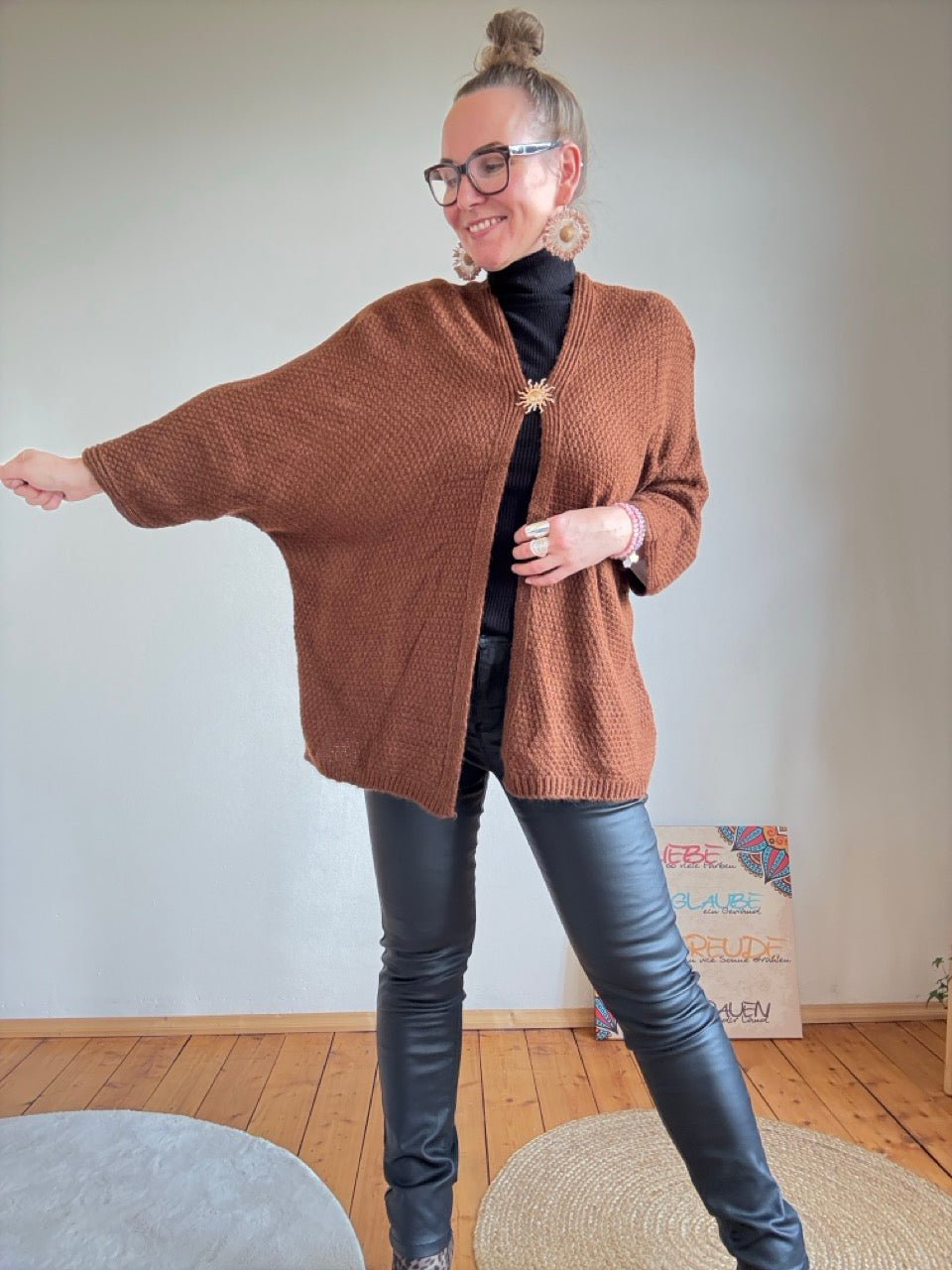 Strickjacke Katjuschka Chocolate - FROLLEIN KÄTHE Shop