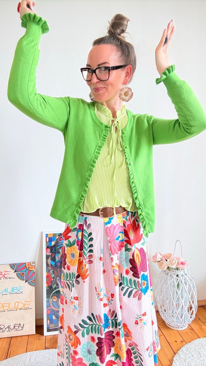 Strickjacke Rüschli Grün - FROLLEIN KÄTHE Shop
