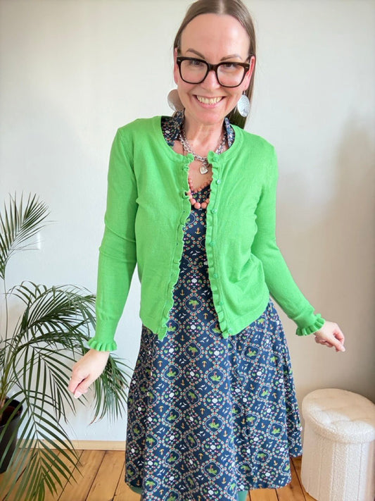 Strickjacke Rüschli Grün - FROLLEIN KÄTHE Shop