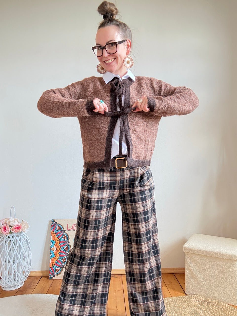 Strickjacke Schleifenzauber Schoko - FROLLEIN KÄTHE Shop