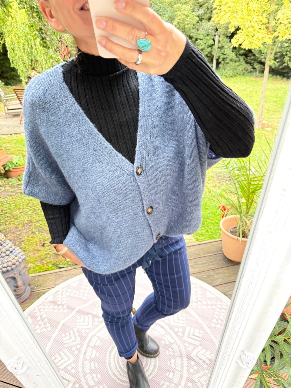 Strickjacke Wohlfühlwunder Jeansblau - FROLLEIN KÄTHE Shop