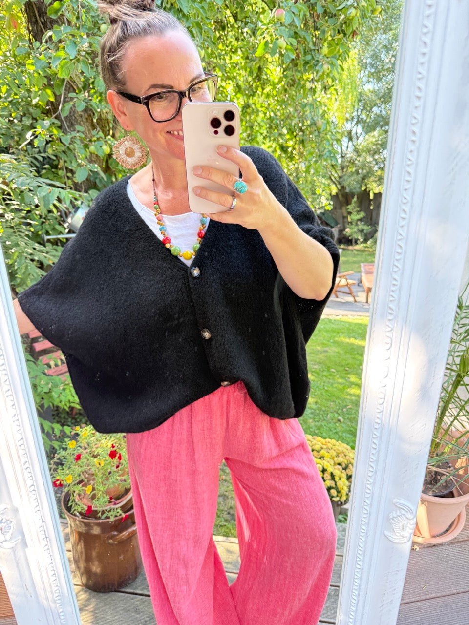 Strickjacke Wohlfühlwunder Schwarz - FROLLEIN KÄTHE Shop