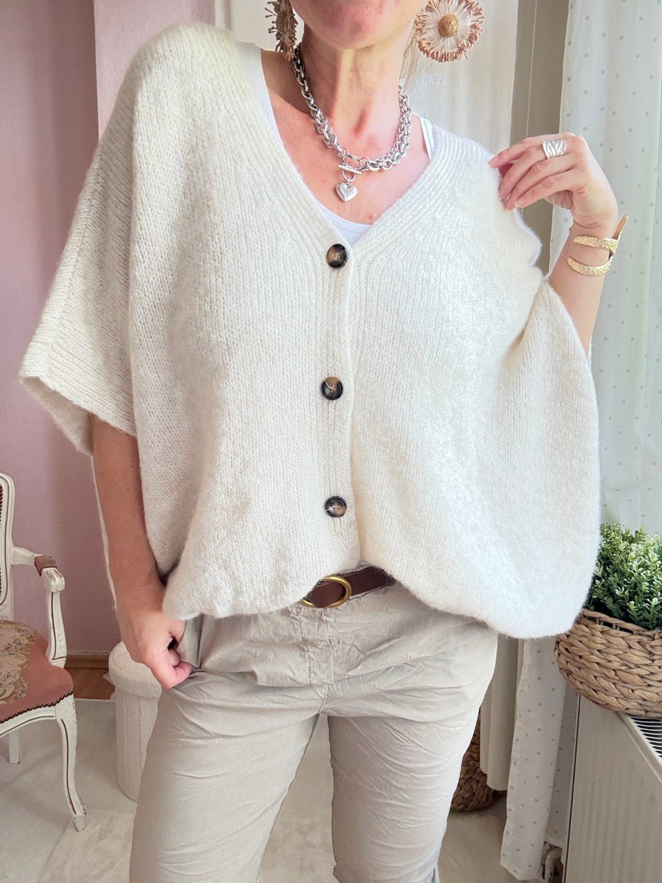 Strickjacke Wohlfühlwunder Wollweiß - FROLLEIN KÄTHE Shop