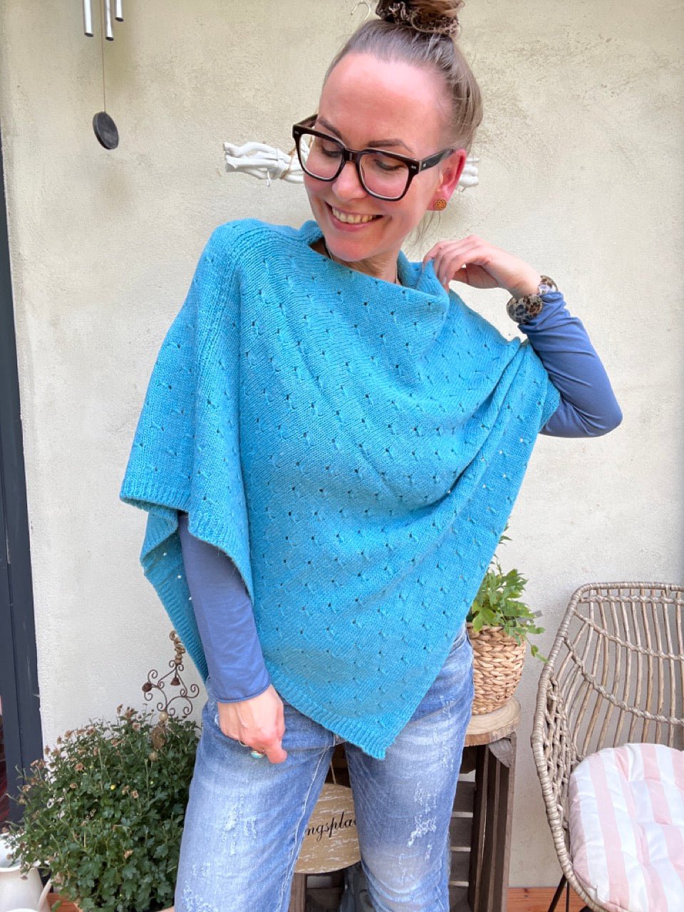 Woll Poncho Herzl verschiedene Farben - FROLLEIN KÄTHE Shop