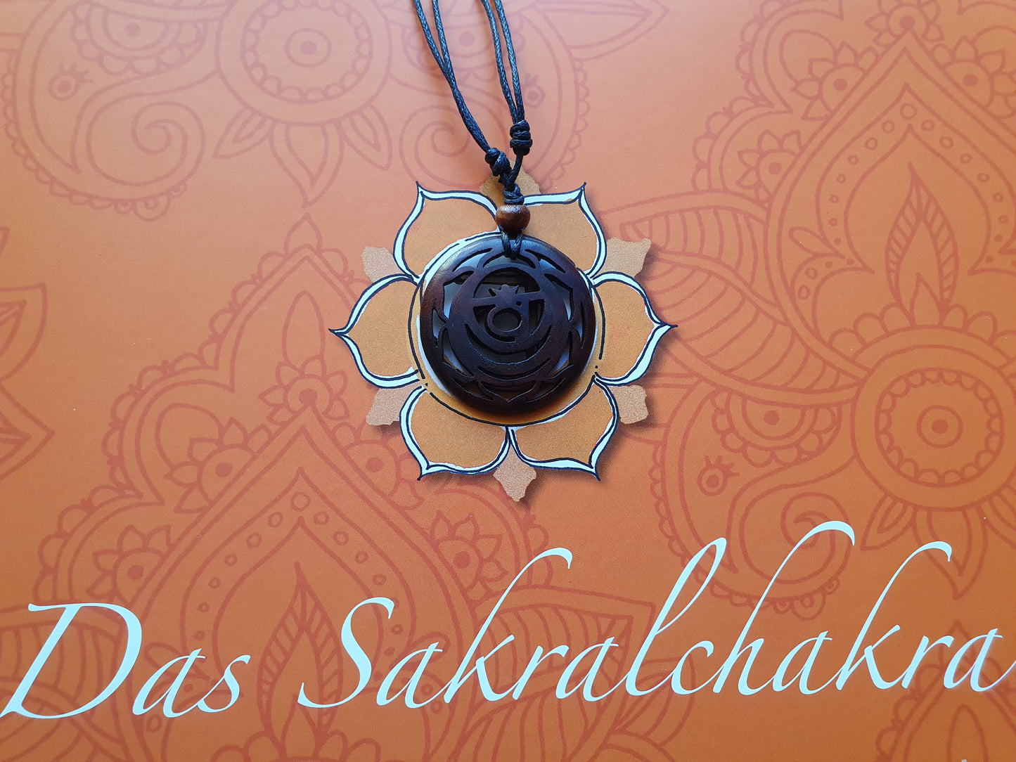 Halskette Sakral Chakra Symbol rund