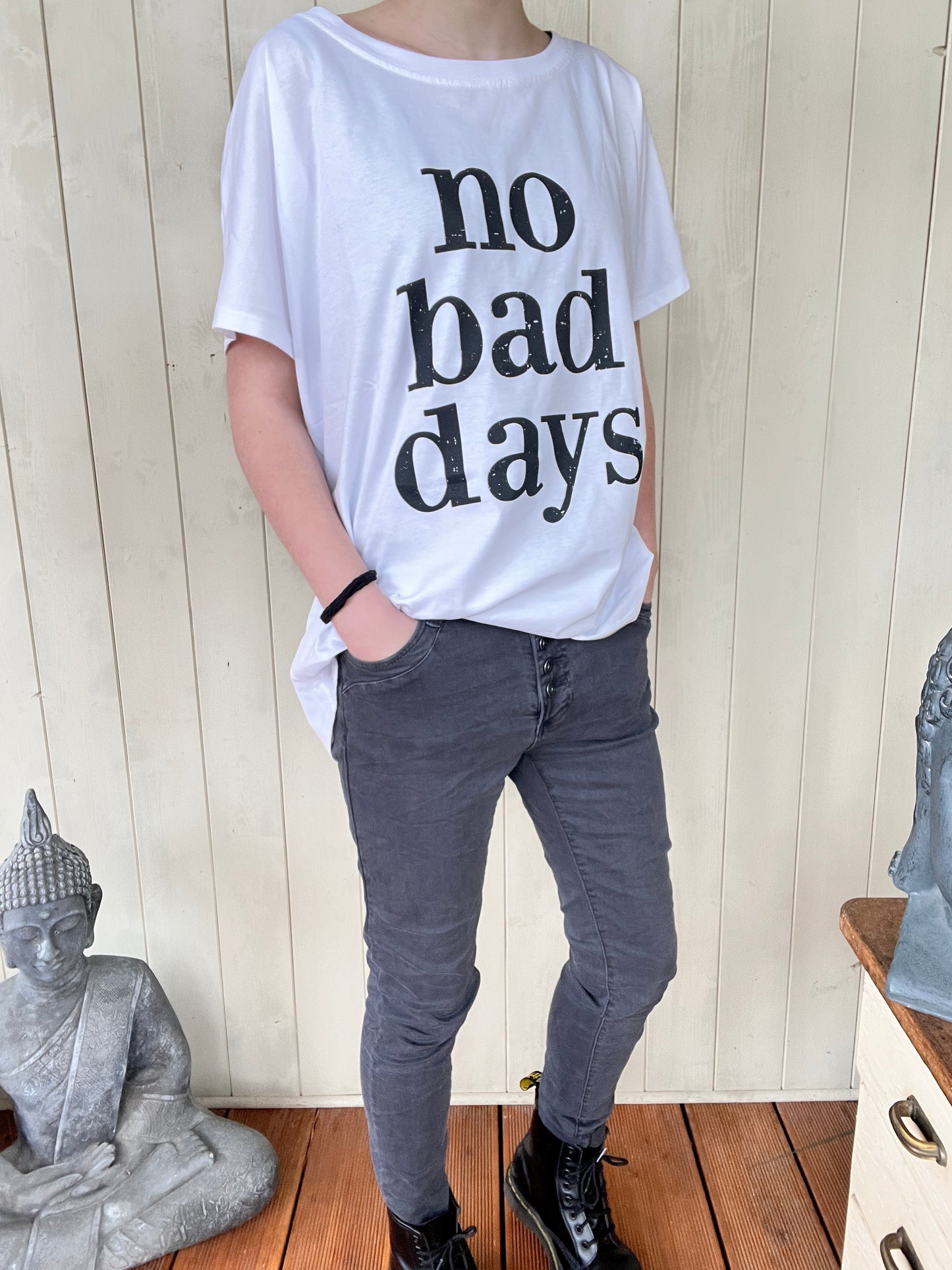 Shirt no bad days Oversize Weiß Schwarz