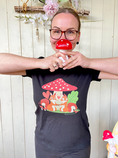 Edelmädel Organic Shirt Eichhörnchen Liebe Schwarz